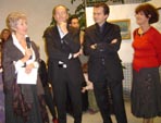 Marguerite JEANNIN lors du vernissage de l'exposition de peinture  Brtigny aux cts d'Edith JOUROT, Maire, Ludovic ROCHETTE, Conseiller gnral et Rmi DELATTE, Conseiller rgional.