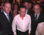 Nicolas SARKOZY entour de Rmi DELATTE et Jol ABBEY lors de sa visite  Dijon au lendemain du 1er tour de l'lection prsidentielle - 23 avril 2007 -